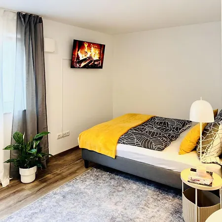 In Zentrumsnaehe Netflix Self Check-in אוגסבורג