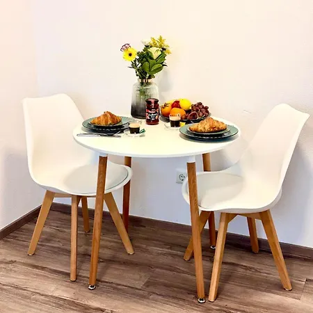 In Zentrumsnaehe Netflix Self Check-in דירה